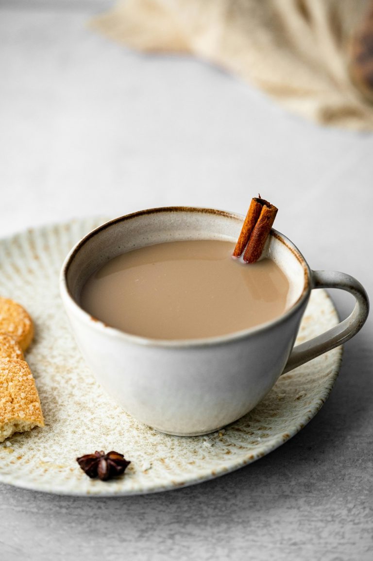 The Art of Chai and Snacks: Pairing Indian Flavors for a Perfect Combo