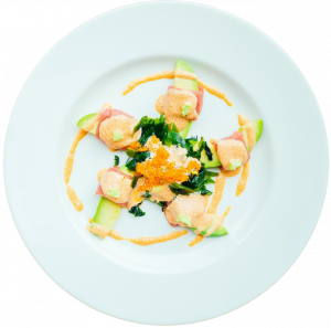 tuna-roll-with-avocado-salad